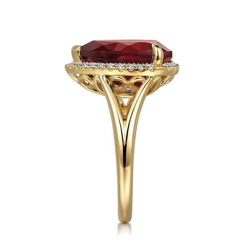 14K Yellow Gold Diamond and Flat Pear Shape Garnet Ladies Ring With Flower Pattern Gallery