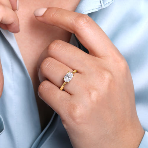 14K Yellow Gold East West Oval Solitaire Engagement Ring 14K Yellow Gold East West Oval Solitaire Engagement Ring