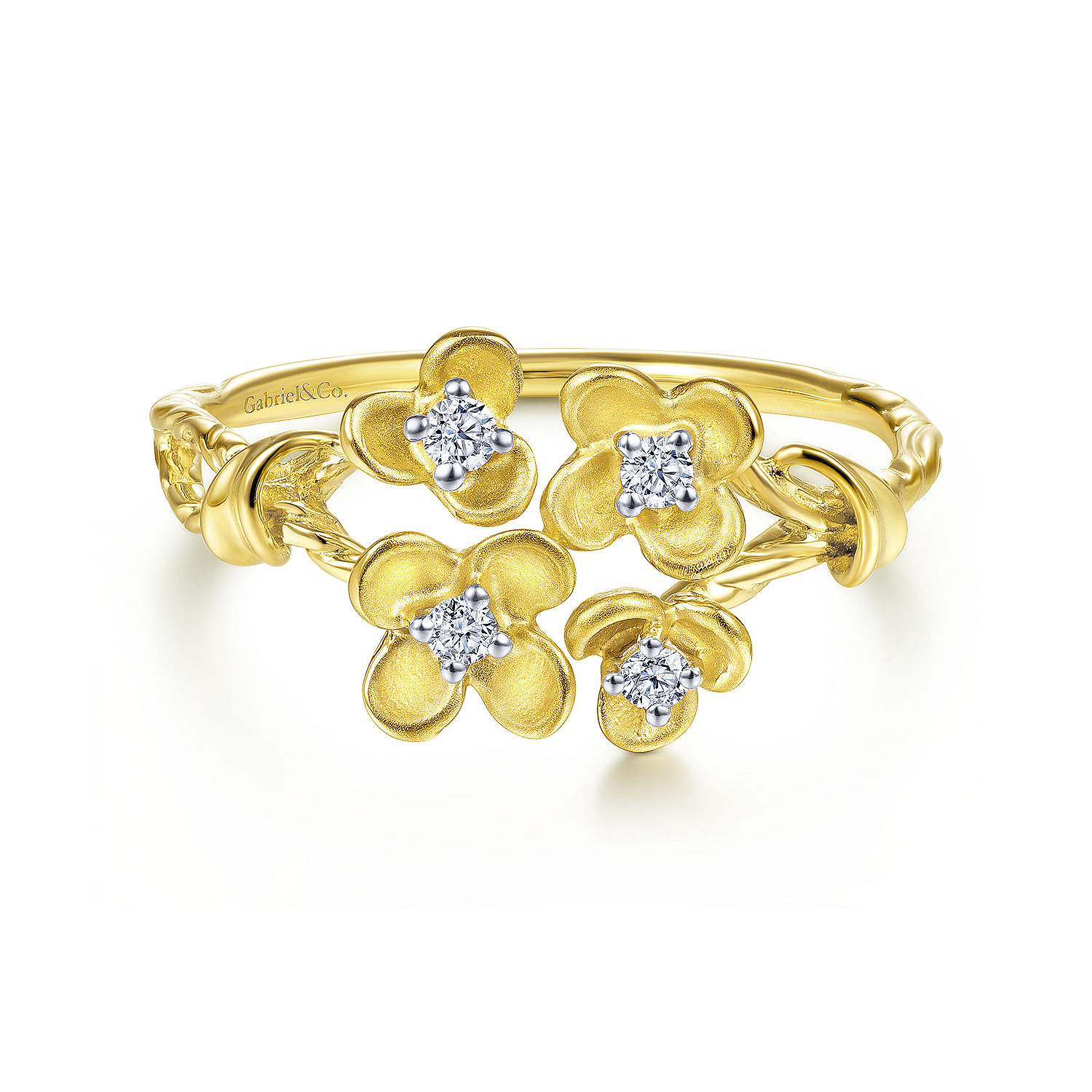 14K Yellow Gold Engraved Floral Diamond Ring