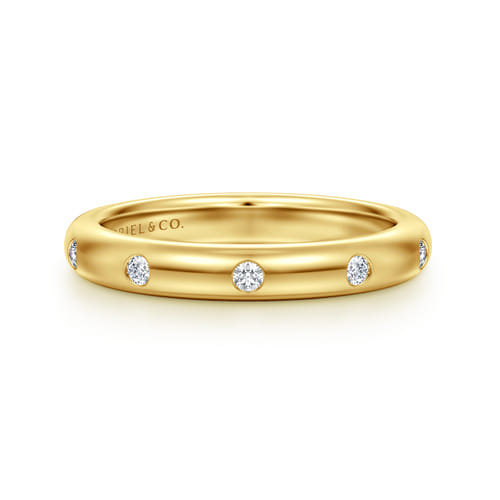 14K Yellow Gold Flush Set 5 Stone Diamond Anniversary Band