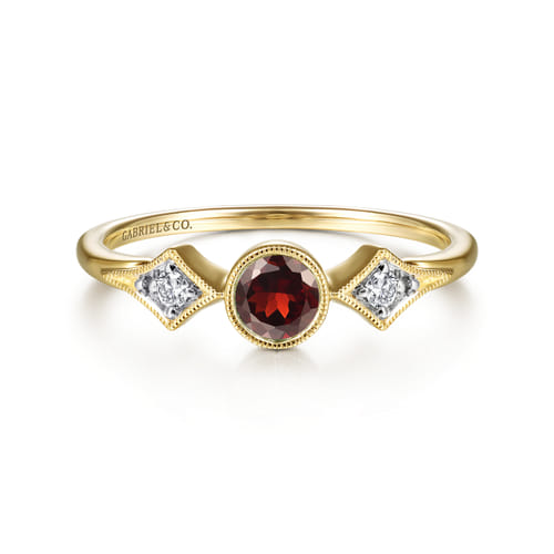 14K Yellow Gold Garnet and Diamond Ring