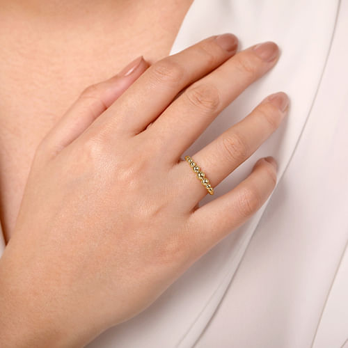 14K Yellow Gold Graduating Bujukan Bead Ring