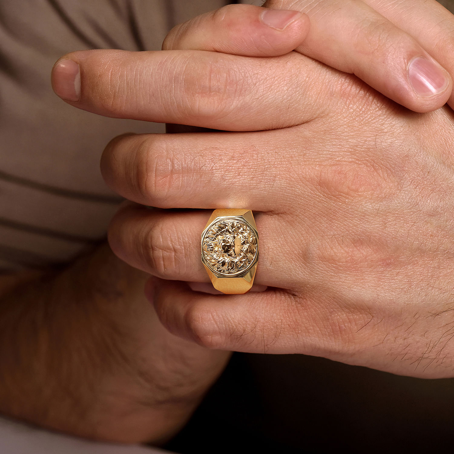 14K Yellow Gold Lion Head Ring in High Polished Finish
