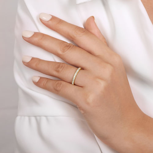 14K Yellow Gold Micro Pavé Channel Diamond Wedding Band with Milgrain