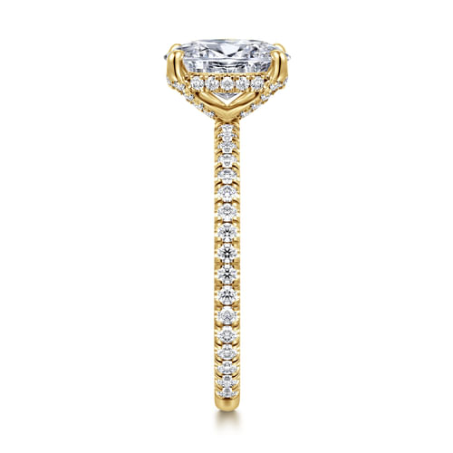 14K Yellow Gold Oval Diamond Engagement Ring