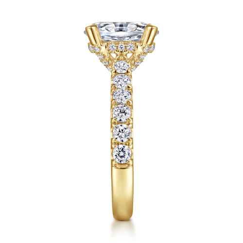 14K Yellow Gold Oval Diamond Engagement Ring 14K Yellow Gold Oval Diamond Engagement Ring