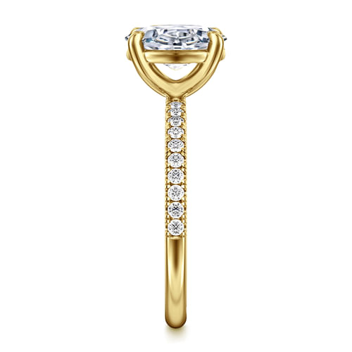14K Yellow Gold Oval Diamond Engagement Ring
