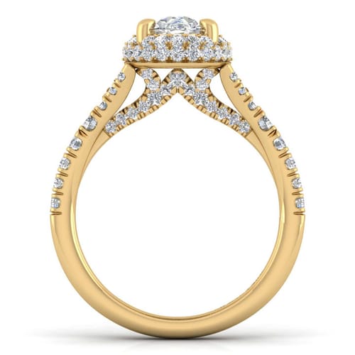 14K Yellow Gold Oval Halo Diamond Engagement Ring 14K Yellow Gold Oval Halo Diamond Engagement Ring