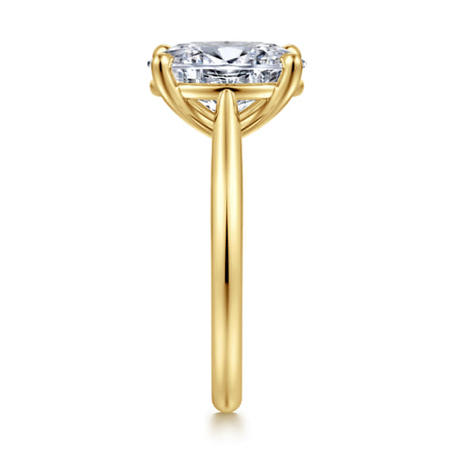 14K Yellow Gold Oval Solitaire Diamond Engagement Ring 14K Yellow Gold Oval Solitaire Diamond Engagement Ring