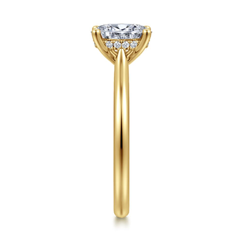 14K Yellow Gold Oval Solitaire Diamond Engagement Ring