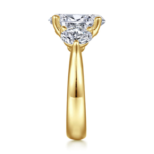14K Yellow Gold Oval Three Stone Diamond Engagement Ring