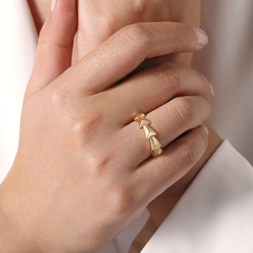 14K Yellow Gold Overlapping Triangles Stackable Ring
