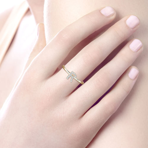 14K Yellow Gold Pavé Diamond Uppercase R Initial Ring