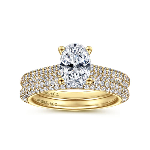 14K Yellow Gold Pavé Oval Diamond Engagement Ring