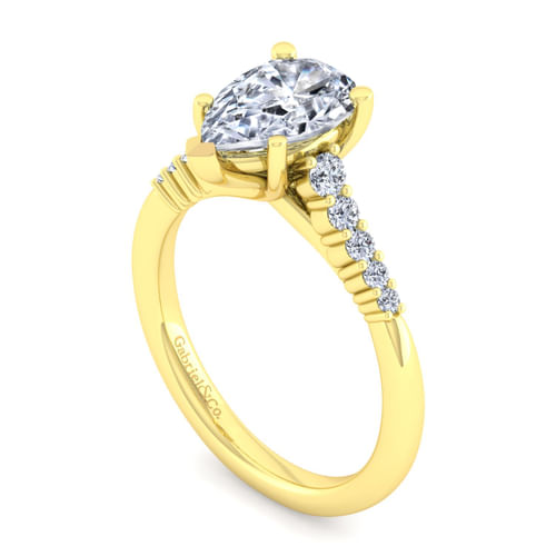 14K Yellow Gold Pear Shape Diamond Engagement Ring
