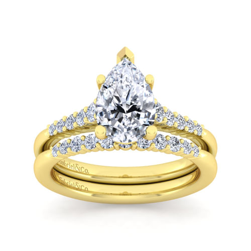 14K Yellow Gold Pear Shape Diamond Engagement Ring
