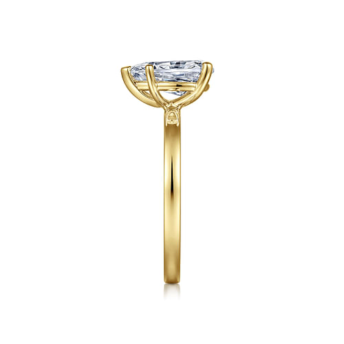 14K Yellow Gold Pear Shape Diamond Engagement Ring