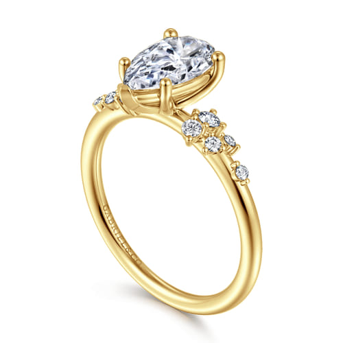 14K Yellow Gold Pear Shape Diamond Engagement Ring
