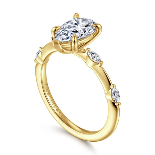14K Yellow Gold Pear Shape Diamond Engagement Ring