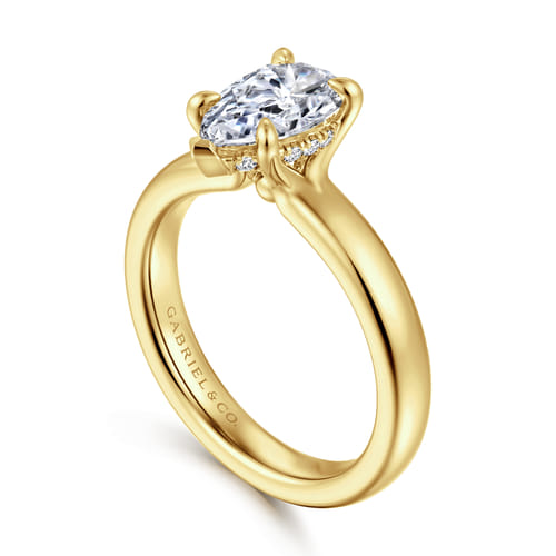 14K Yellow Gold Pear Shape Diamond Engagement Ring