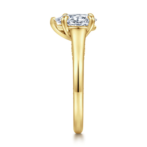 14K Yellow Gold Pear Shape Diamond Engagement Ring 14K Yellow Gold Pear Shape Diamond Engagement Ring
