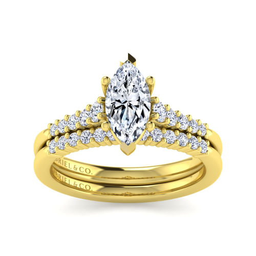 14K Yellow Gold Pear Shape Halo Diamond Engagement Ring