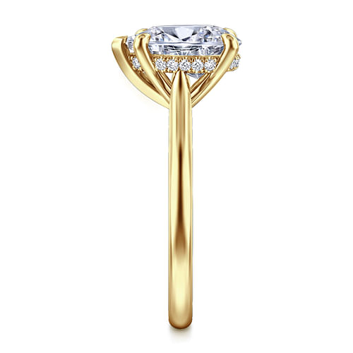 14K Yellow Gold Pear Shape Solitaire Diamond Engagement Ring