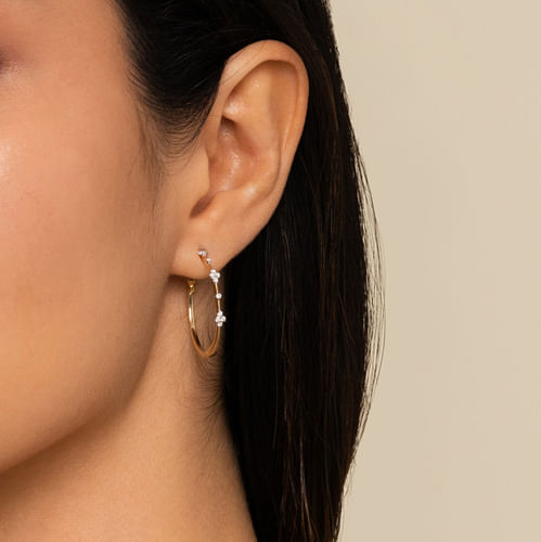 14K Yellow Gold Prong Set 30mm Round Classic Diamond Hoop Earrings