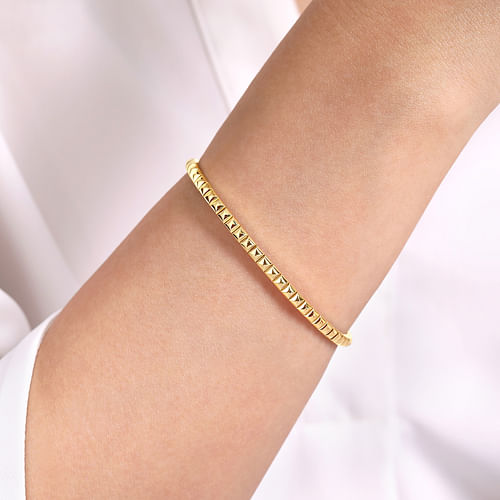 14K Yellow Gold Pyramid Open Bangle