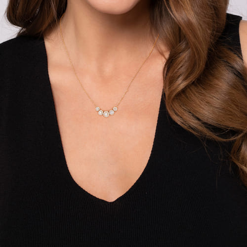 14K Yellow Gold Round Diamond Halo Bar Necklace 14K Yellow Gold Round Diamond Halo Bar Necklace