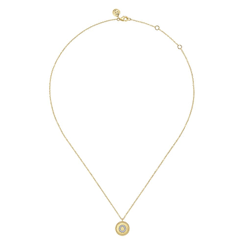 14K Yellow Gold Round O Initial Pendant Necklace with Diamonds