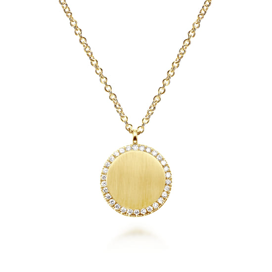14K Yellow Gold Round Pendant Necklace with Diamond Halo angle 2