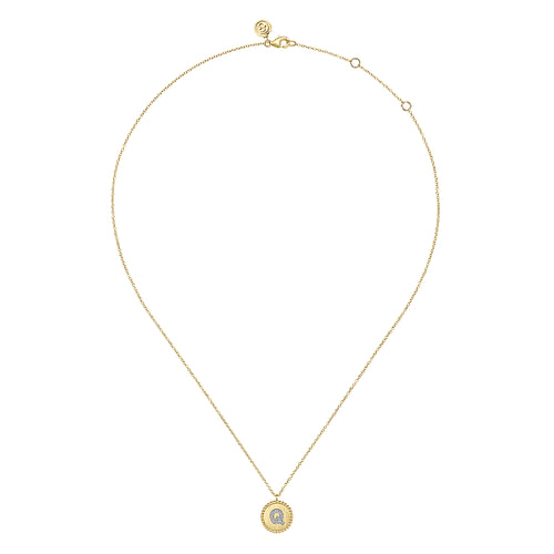 14K Yellow Gold Round Q Initial Pendant Necklace with Diamonds