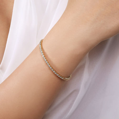14K Yellow Gold Square Set Diamond Bangle