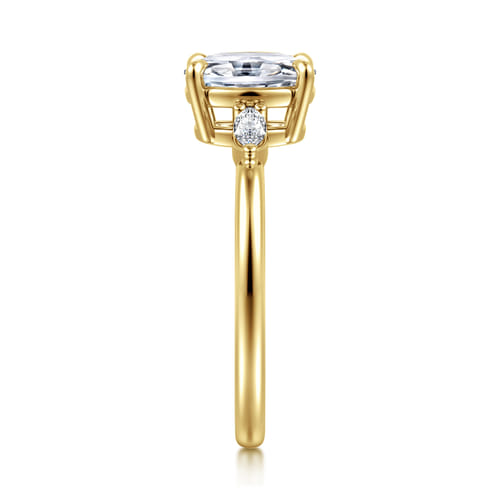 14K Yellow Gold Three Stone Oval Diamond Engagement Ring