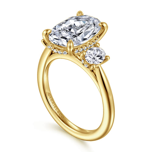 14K Yellow Gold Three Stone Oval Diamond Engagement Ring