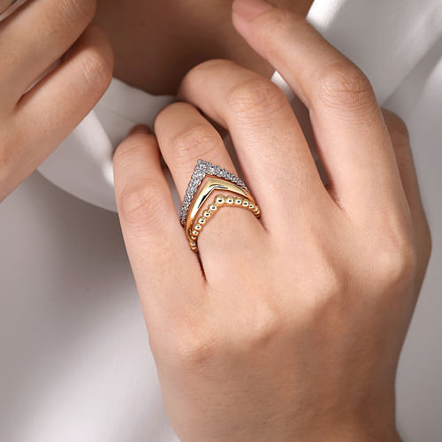 14K Yellow Gold Triple Row Bujukan Chevron Diamond Ring