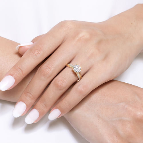 14K Yellow Gold Twisted Round Diamond Engagement Ring