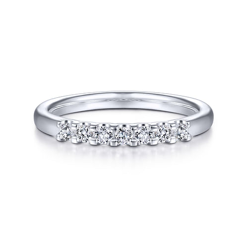 14k White Gold Round 7 Stone Diamond Anniversary Band