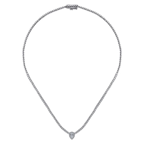 17 inch 14K White Gold Diamond Tennis Necklace