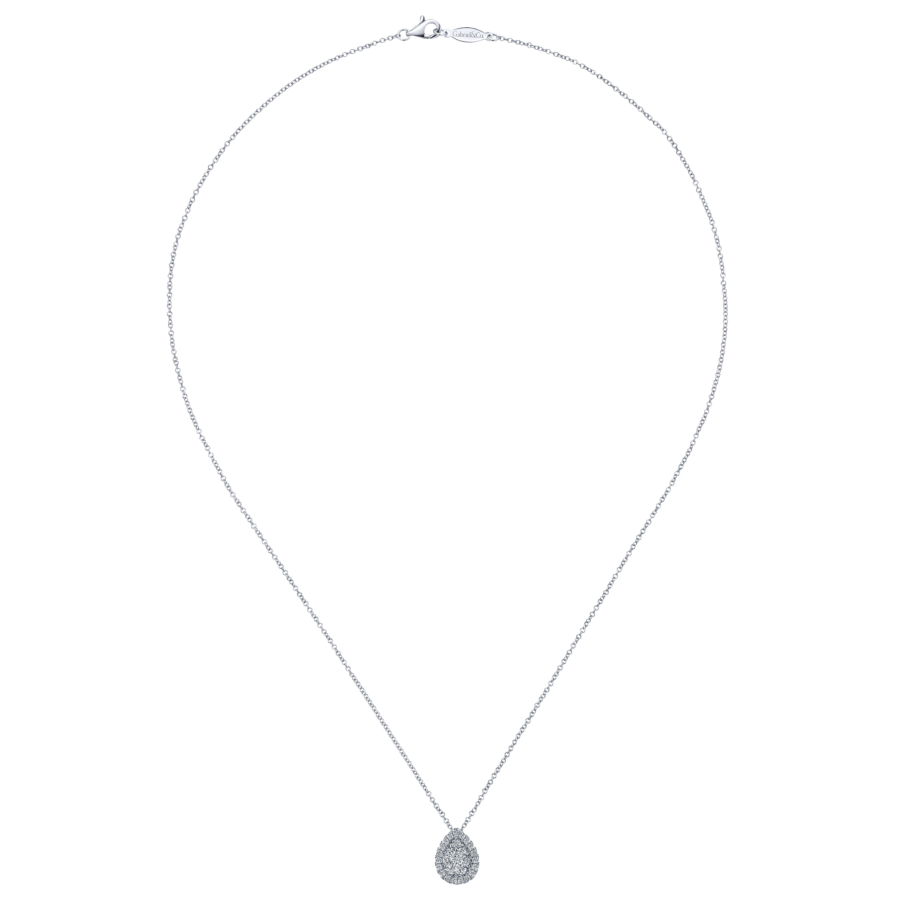 18 inch 14K White Gold Pavé Diamond Teardrop Pendant Necklace