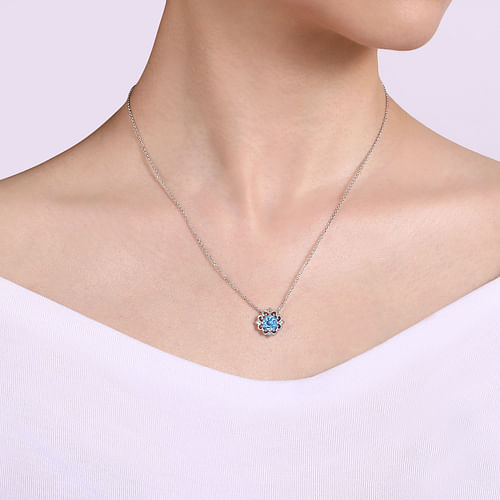 18 inch 925 Sterling Silver Blue Topaz Flower Pendant Necklace