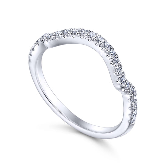 18K White Gold  Matching Wedding Band angle 3