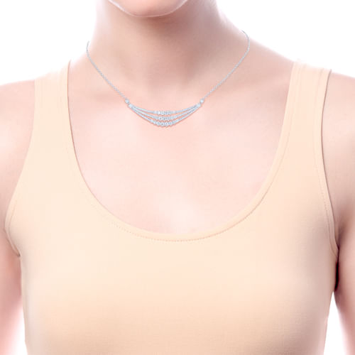 18K White Gold Curved Triple Diamond Bar Necklace