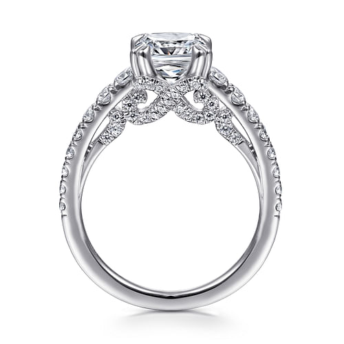 18K White Gold Cushion Cut Diamond Engagement Ring