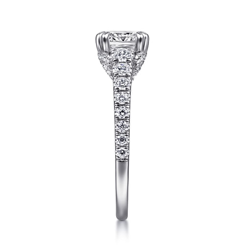 18K White Gold Cushion Cut Diamond Engagement Ring