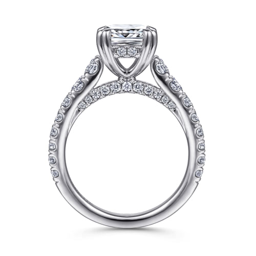 18K White Gold Cushion Cut Diamond Engagement Ring