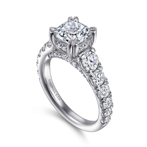 18K White Gold Cushion Cut Diamond Engagement Ring