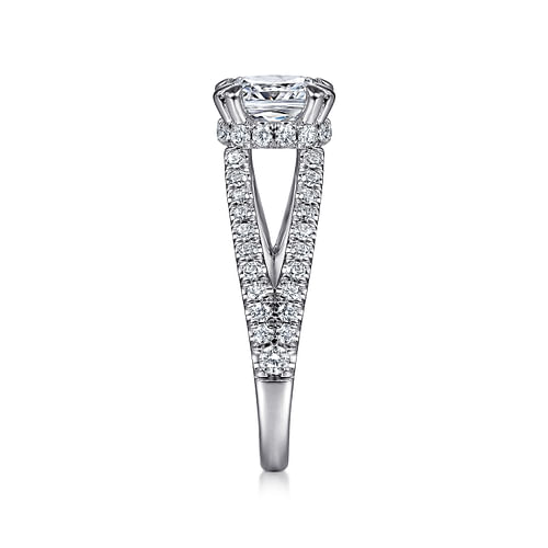 18K White Gold Cushion Cut Split Shank Diamond Engagement Ring