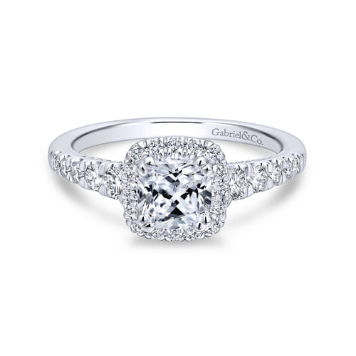 18K White Gold Cushion Halo Diamond Engagement Ring